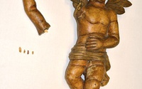 Skulptúra Anjela, stav pred reštaurovaním