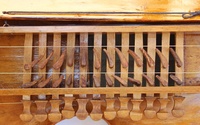 Klaviatúra a struny ninery